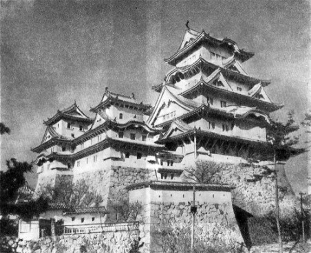Химэдзи. Замок Белой цапли, 1600 г. Общий вид